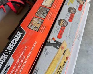 Black and Decker Portable project center and vise