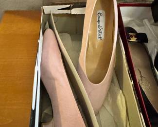 Coup d'état Women's shoes, size 7