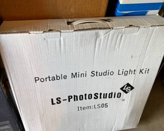 Mini studio light kit