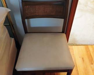 desk chair
