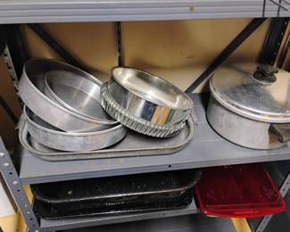 baking pans and pot
