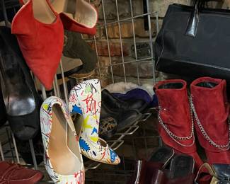 For more items and pictures, go to https://www.estatesales.net/GA/Atlanta/30311/4379205