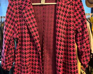 For more items and pictures, go to https://www.estatesales.net/GA/Atlanta/30311/4379205