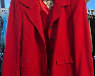 For more items and pictures, go to https://www.estatesales.net/GA/Atlanta/30311/4379205