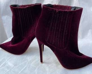 For more items and pictures, go to https://www.estatesales.net/GA/Atlanta/30311/4379205