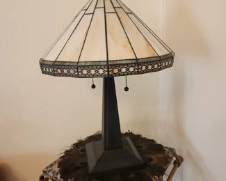 Tiffany Style Table Lamp Mission Style