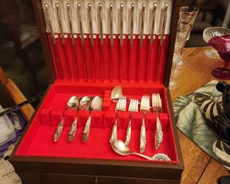 Huge Lot Oneida My Rose 1847 Rogers Bros Fine Silverware Rose