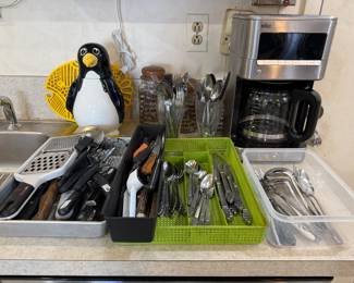 PENGUIN COOKIE JAR SOLD