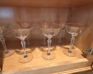  Champaign flutes