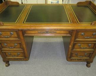 Vintage Sligh Solid Wood Leather Top Desk