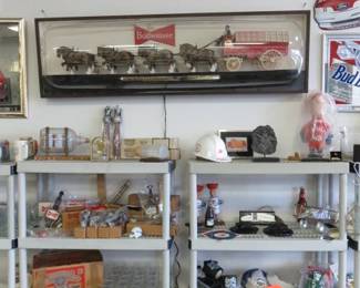 Large Collection of Vintage Anheuser-Bush Beer/Nasar Memorabilia Collectibles