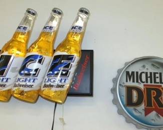 Vintage Lighted Ice Light Beer& Michelob Dry Bottle Cap Sign