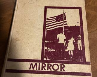 1970 MIRROR, Louisville, MS High School Annual