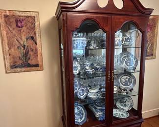 Magnificent Curio/China Cabinet with Drawer!