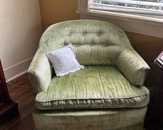 Comfy green velvet chair!