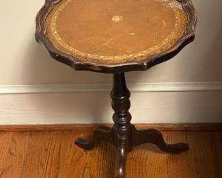 Small Candle Stand!