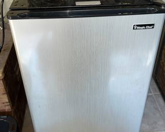 Mini Fridge - Magic Chef