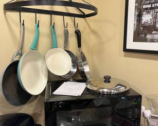 Microwave Pots Pans