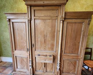 High Style Sorage Cabinet