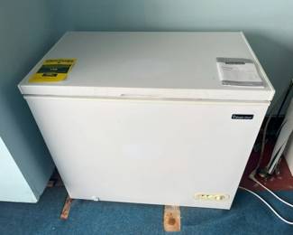 51 Magic Chef Chest Freezermin