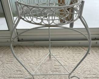 51 Vintage Iron Plant Standmin