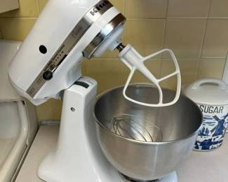 51 KitchenAid Classic Stand Mixermin