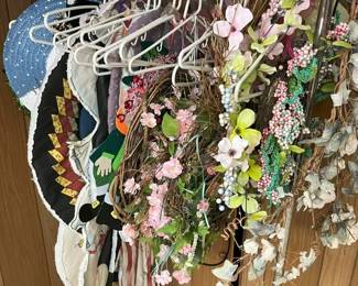 51 Seasonal Wreaths Hanging Door Decormin