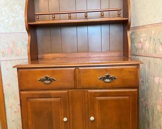 51 Small Maple Hutchmin