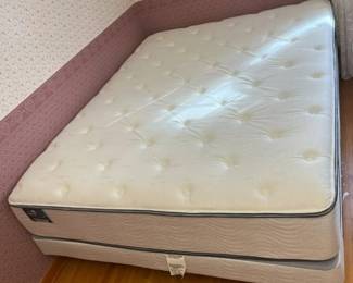 51 New Simmons BeautySleep Queen Keesville Luxury Mattress Setmin