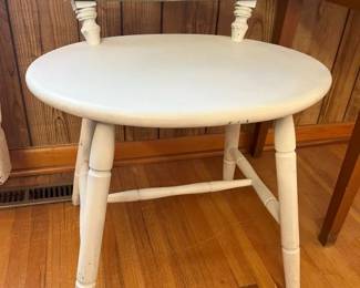 51 Vintage Wood Vanity Stoolmin