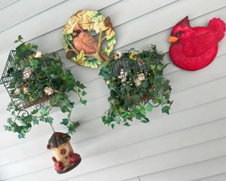 51 Cardinal Wall Decormin