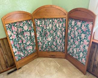 51 Handcrafted Oak 3Panel Boudoir Screenmin