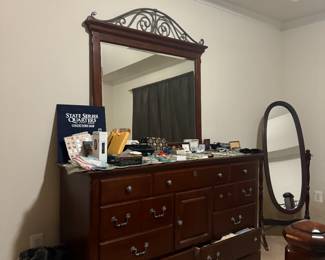 dresser