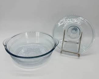 Lot - 12
Fire King Philbe Sapphire Blue Glass 2QT Casserole Dish w/ Knob Lid