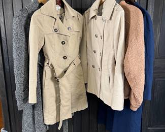 Lot - 68
Vintage to Modern Womens Coats - Kenneth Cole, Guess, Pendleton