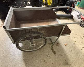 Lawn cart