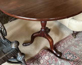Round side table .  28" diameter x 26.5"h