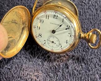 Super Nice Antique 14K Gold Waltham Ladies Pocket Watch