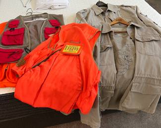 Like New Cabelas Shirts & Columbia fishing vest