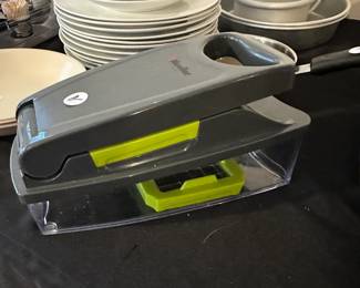 C73 - $8 Mueller Chopper. 