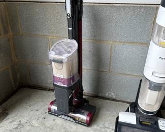 C98 - $75. Shark Rocket Pet Pro Vacuum. 
