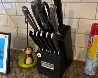 C90 - $25 - Cuisinart Knife Block. 