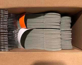 C80 - $10. Amazon Kids Velvet Hangers - new in box. 