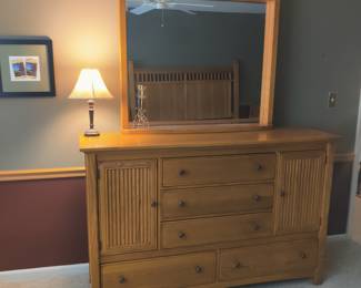STUNNIONG EXCELLENT CONDITION DRESSER WITH MIRROR MISSION STYLE $175