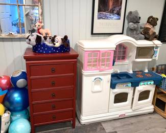 Children's kitchen and toys