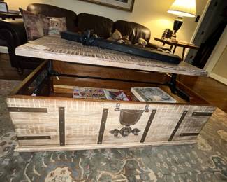 Great Coffee Table opens up Pottery Barn