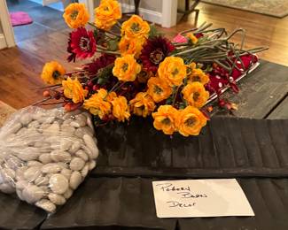 Pottery barn accessories