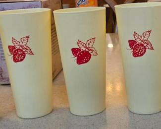 MCM Strawberry Cups
