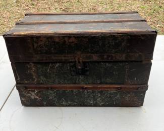 Very old tool chest