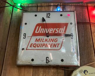 Advertising working, lighted clock!